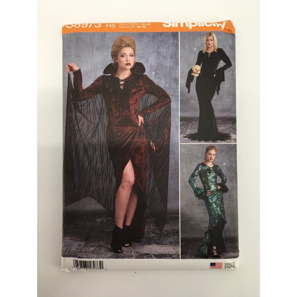 Simplicity Sewing Pattern S8973 Witch Morticia Elvira Vampira Costume 6-14UNCUT